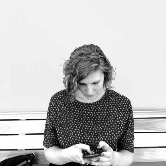 Meet your Posher, Whitney - Picture 1 of 1